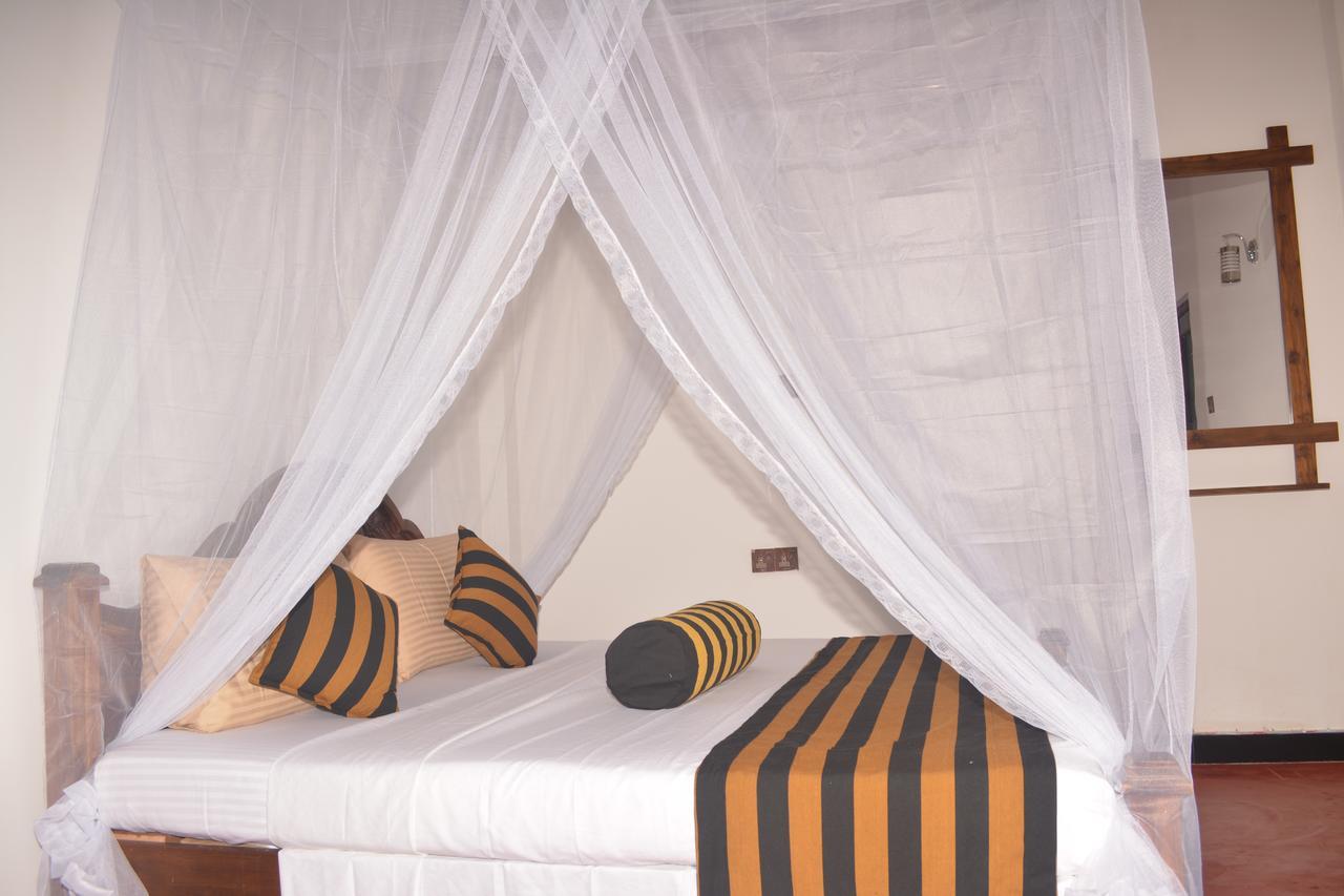 Ella River Face Inn المظهر الخارجي الصورة