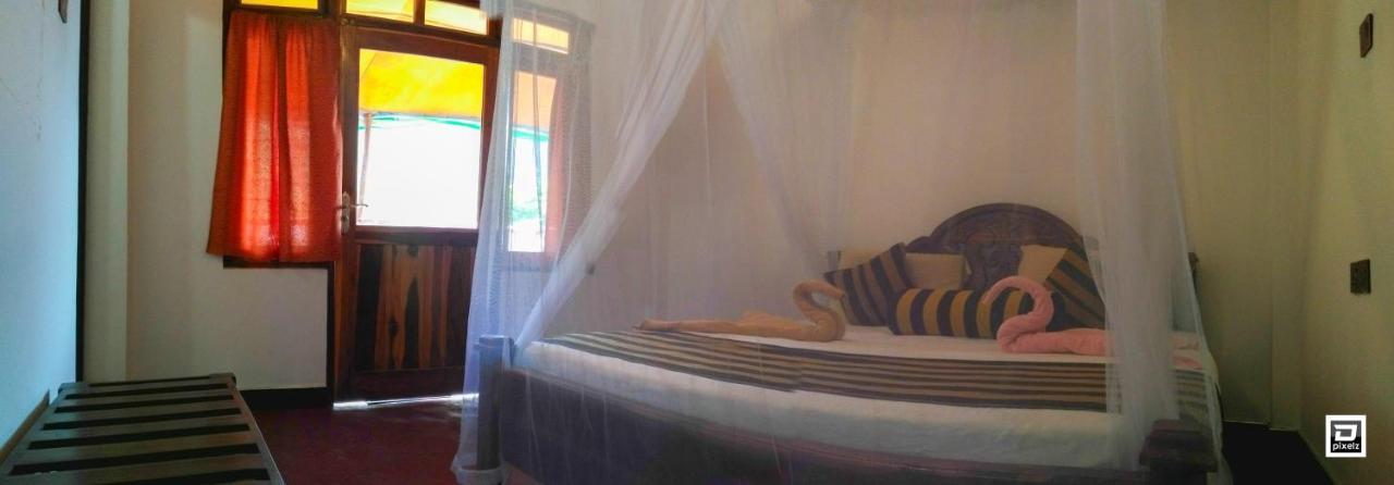 Ella River Face Inn المظهر الخارجي الصورة