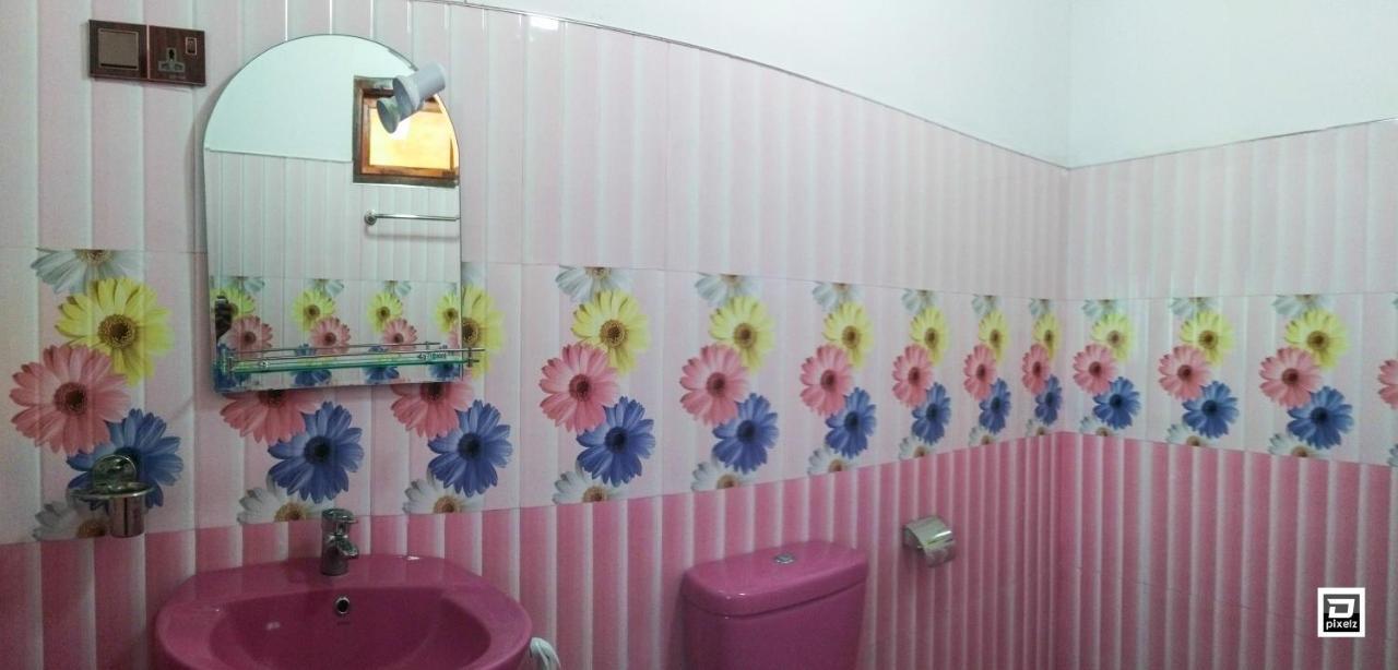 Ella River Face Inn المظهر الخارجي الصورة